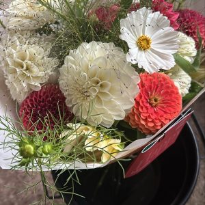 Grab & Go Flower Shed Bunch